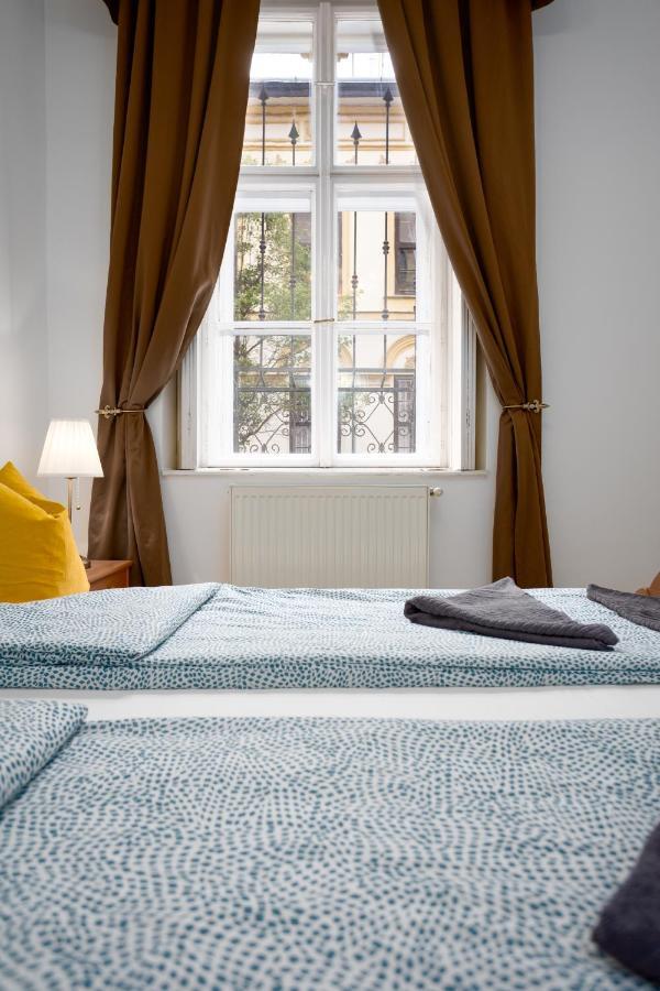 Emerald Suite With Free Parking Budapest Eksteriør bilde